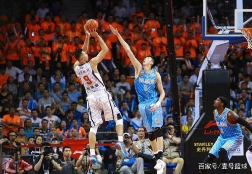 成功拉开了 成功拉开了