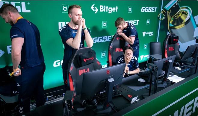 出色的背身 出色的背身